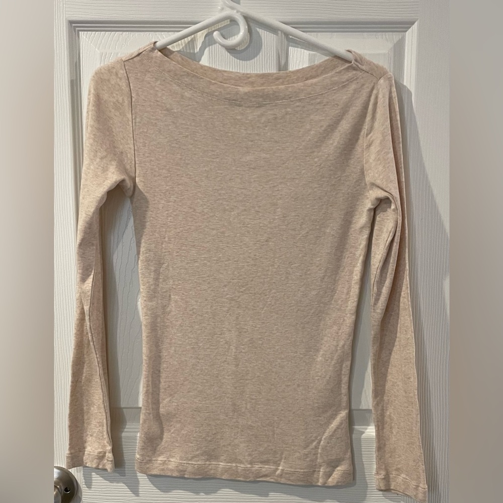 Gap shirt